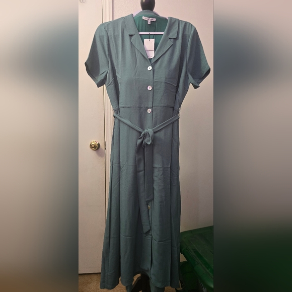 Elegant Teal Button-Down Dress - Picture 1 of 2